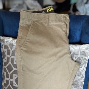 Lee khakis